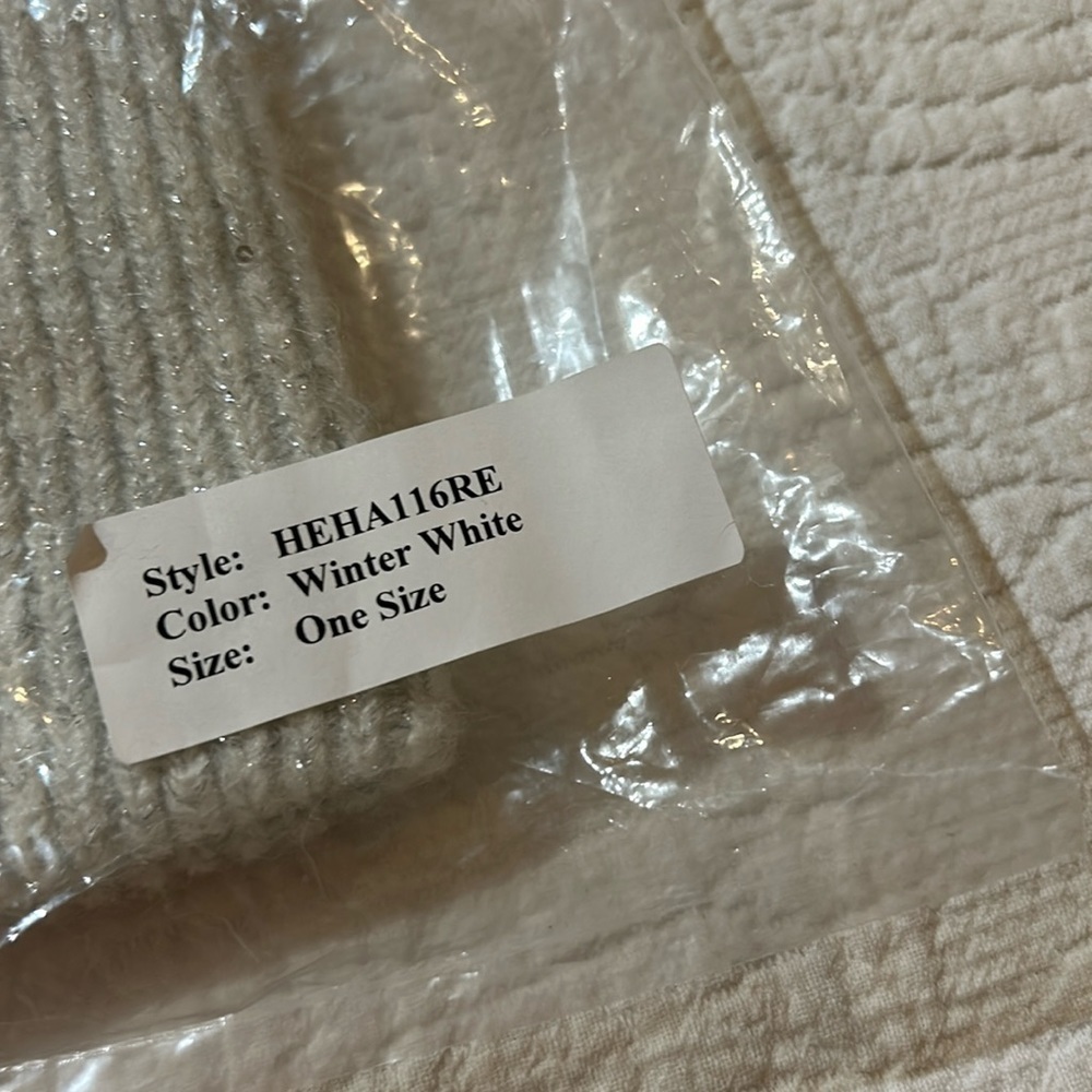 Hat attack Winter White Beanie. NWT